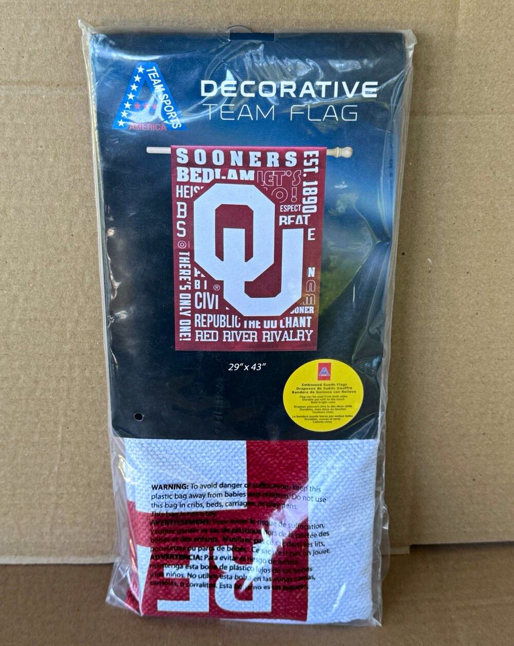 Team Sports America Oklahoma Sooners NCAA Flag 29" x 43" Red/White